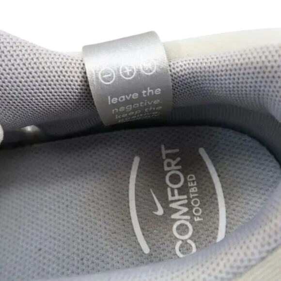 Nike Shoes Womens 6 Athletic Sneaker Renew Run Serenity Trainers Comfort Active - Picture 12 of 15